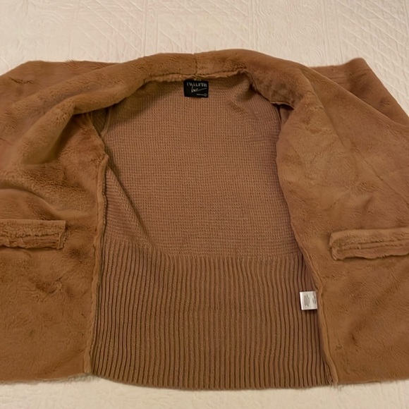 TWELFTH LOVE  L  Faux Suede Sweater/Jacket Voluminous faux shearling Lapels - Picture 10 of 16